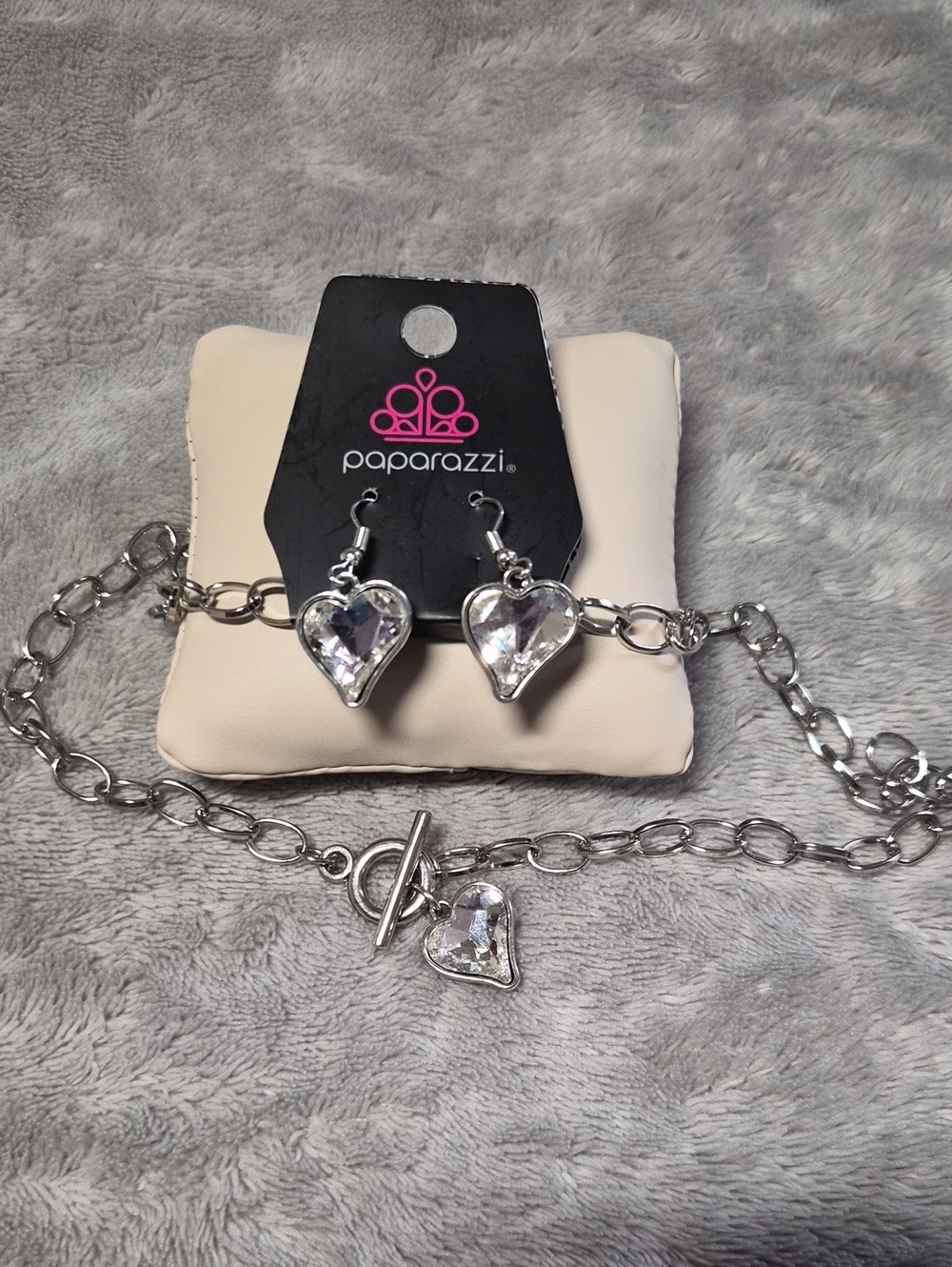 paparazzi Silver Heart Crystal Necklace & Earrings - Clear